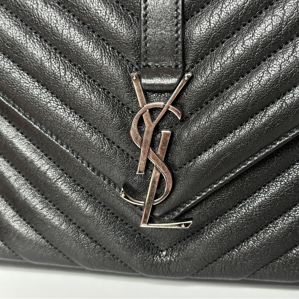 Yves Saint Laurent College Medium Matelasse Lambskin V-Flap Crossbody - Picture 5 of 14